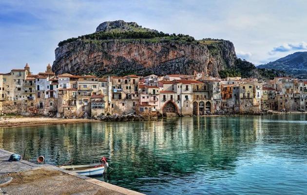 La Casa Di Mimi' Apartment Cefalu Bagian luar foto